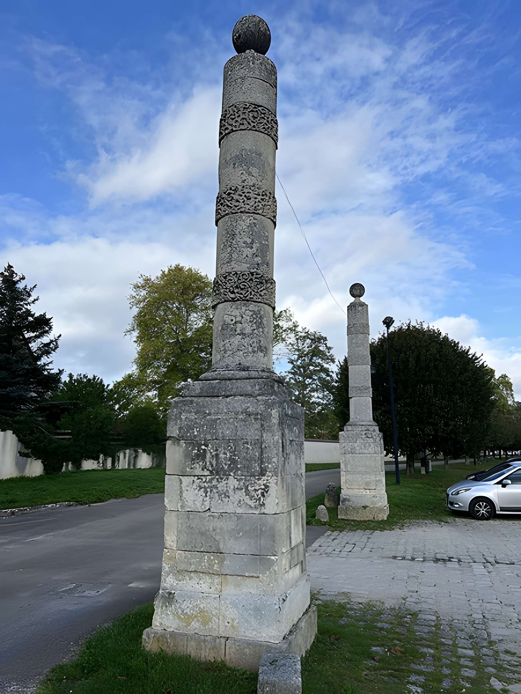 Porte fortifiée de Nuits