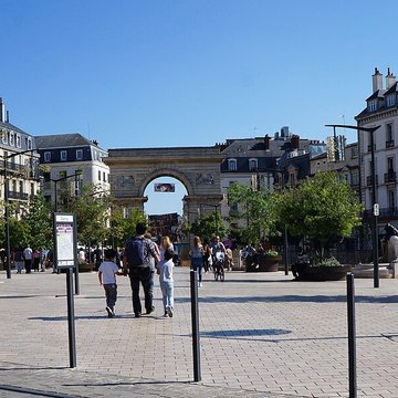 Porte Guillaume de Dijon
