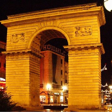 Porte Guillaume de Dijon