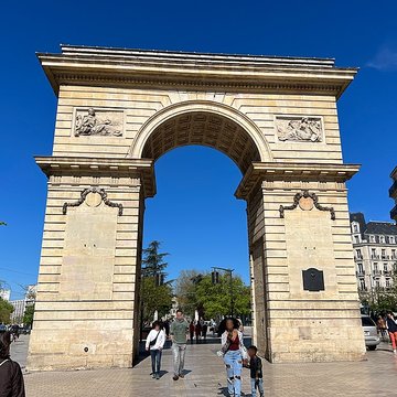 Porte Guillaume de Dijon
