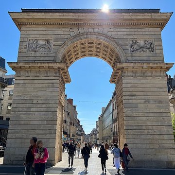 Porte Guillaume de Dijon