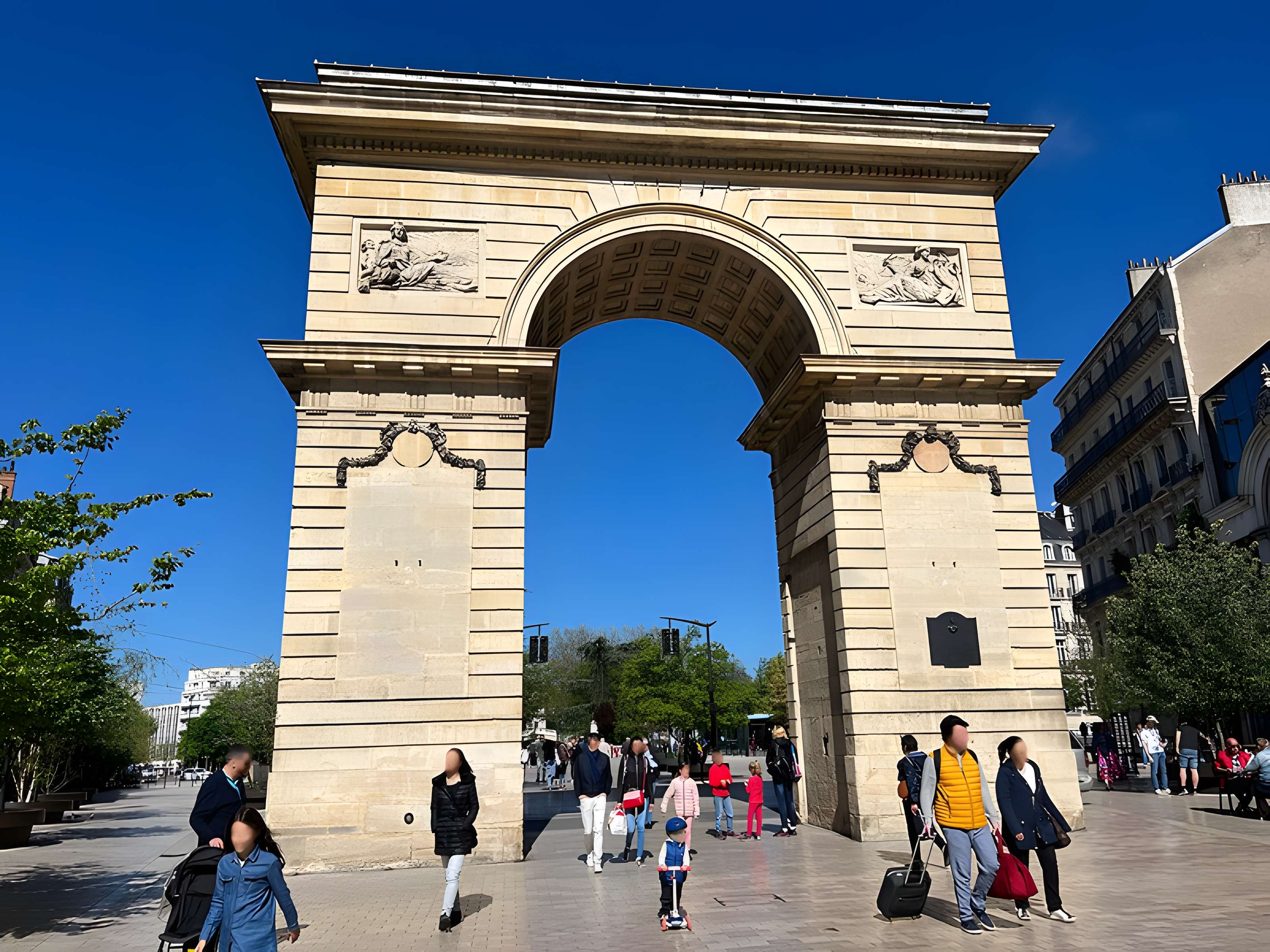 Porte Guillaume de Dijon