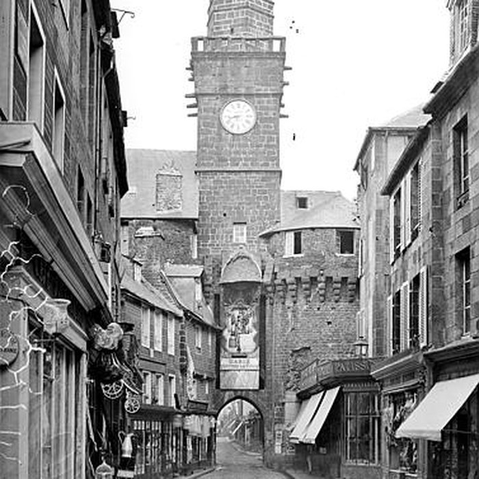 Photo de La Porte Horloge de Vire