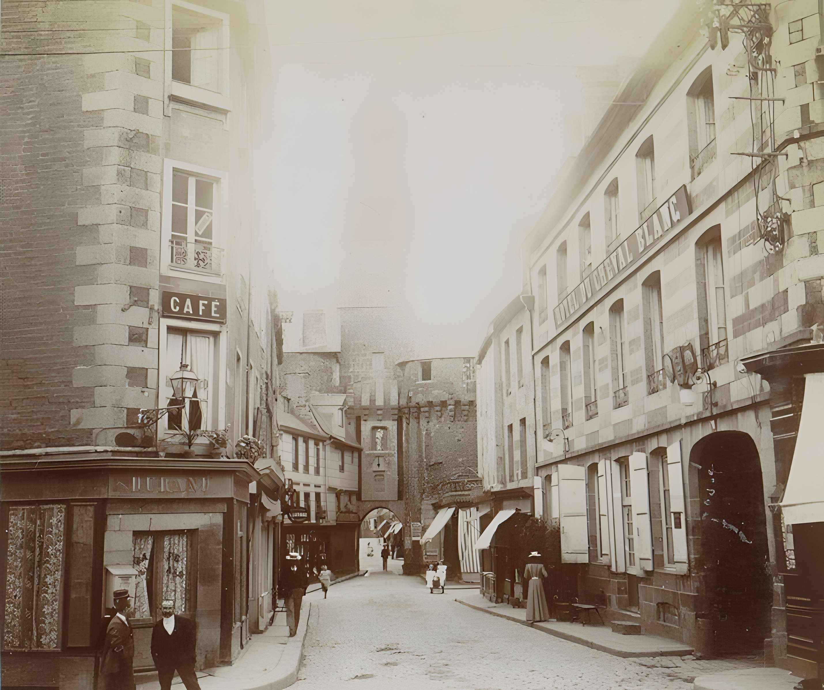 La Porte Horloge de Vire