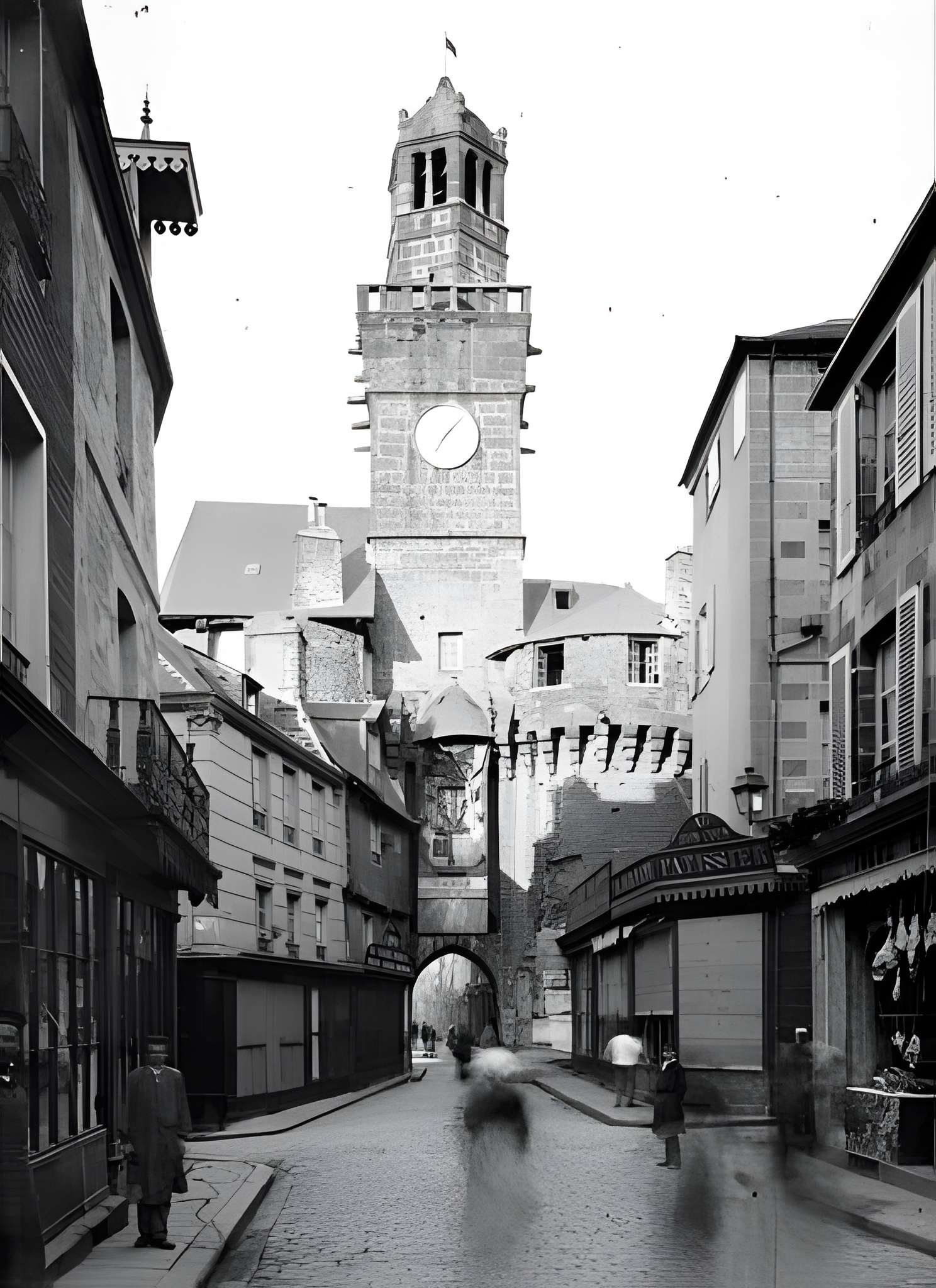 La Porte Horloge de Vire