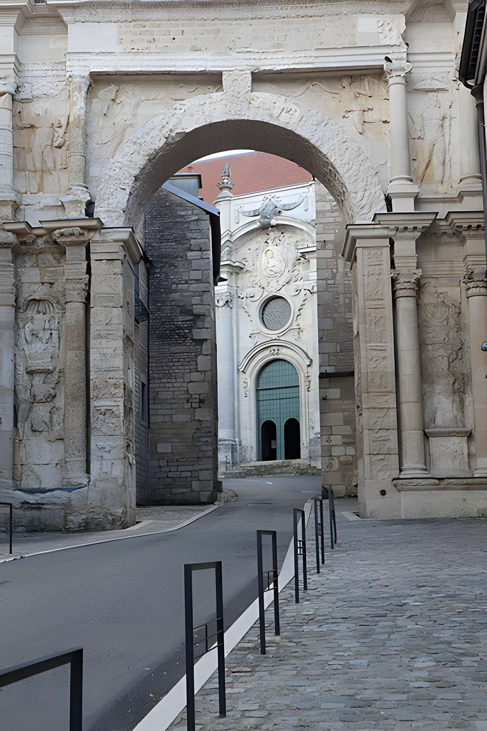 Porte Noire de Besançon