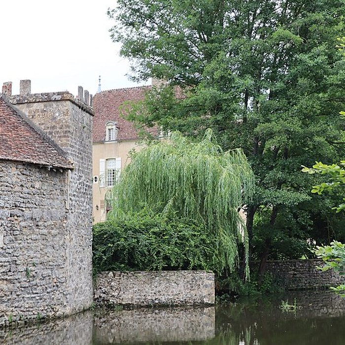 Photo de Château de Vault-de-Lugny