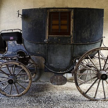chateau de vaurenard