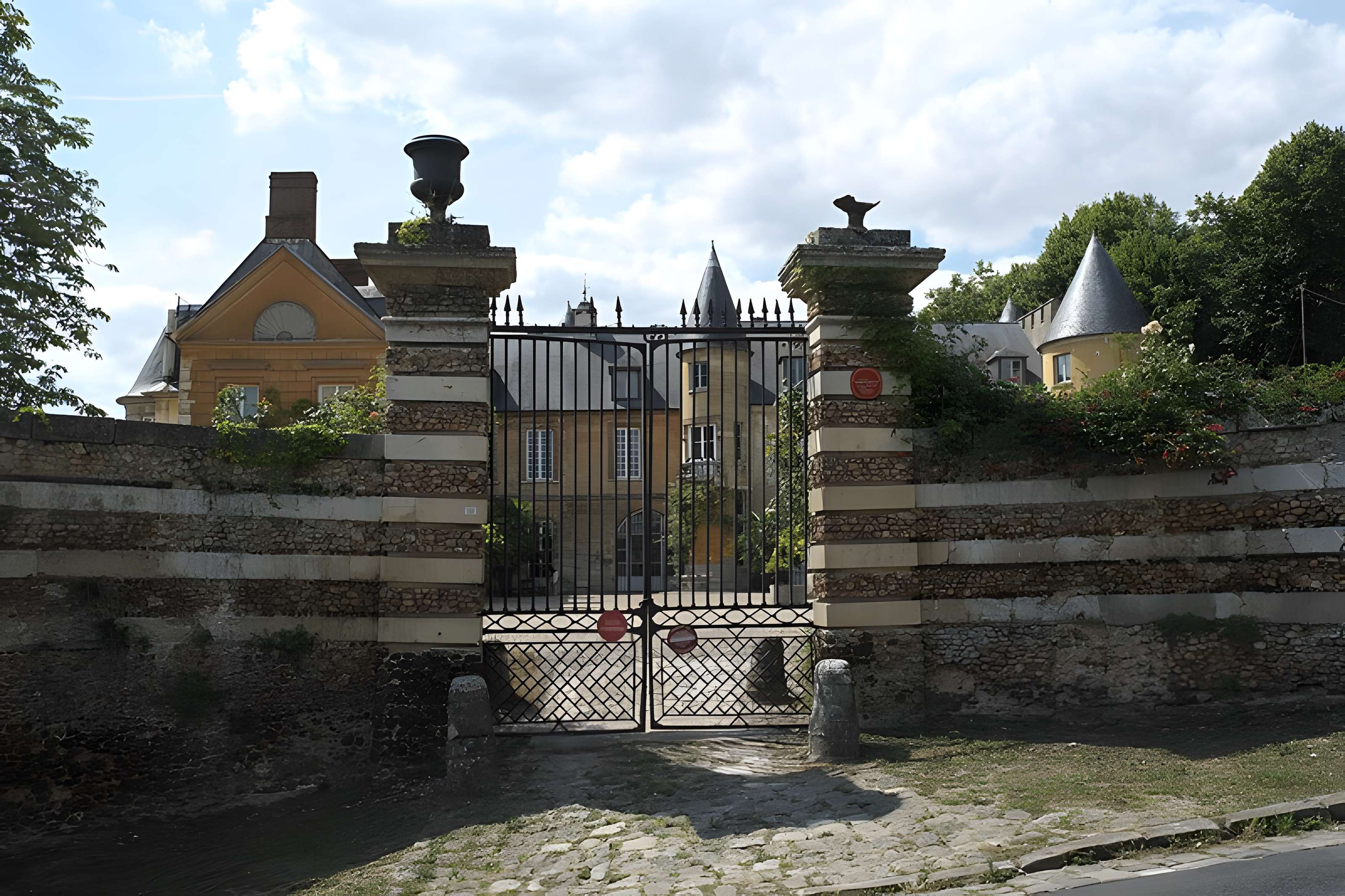 Château de Vaux à Vaux-sur-Seine