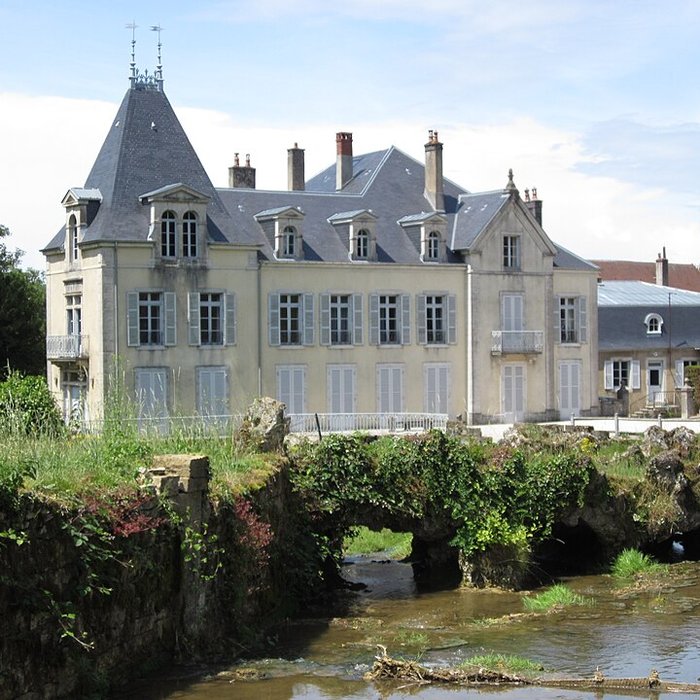 Photo de Château de Vaux-sur-Poligny