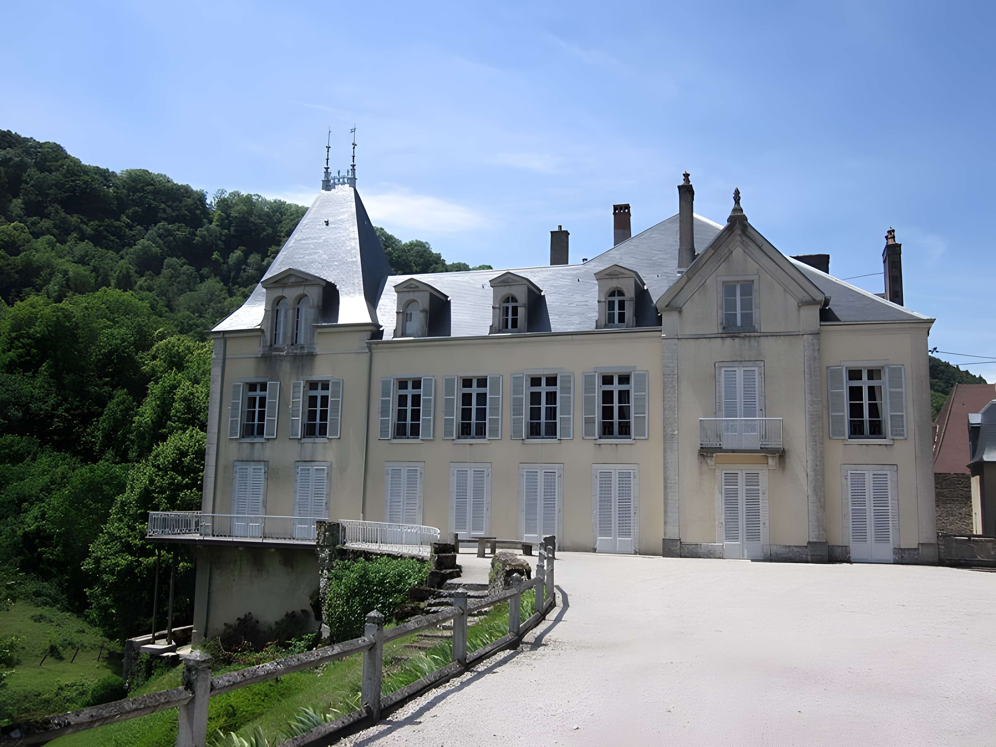 Château de Vaux-sur-Poligny 