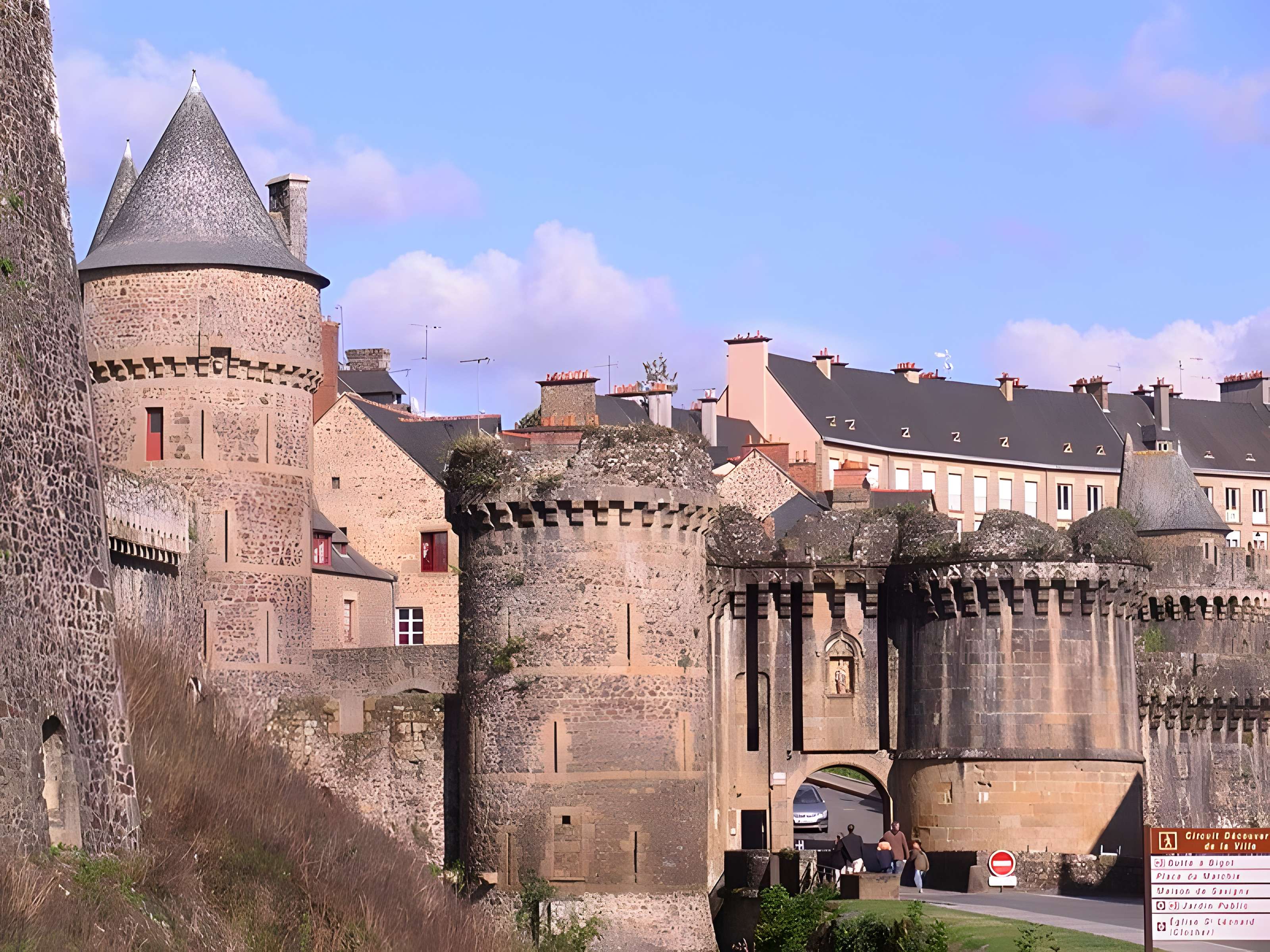 Porte Notre-Dame de Fougères
