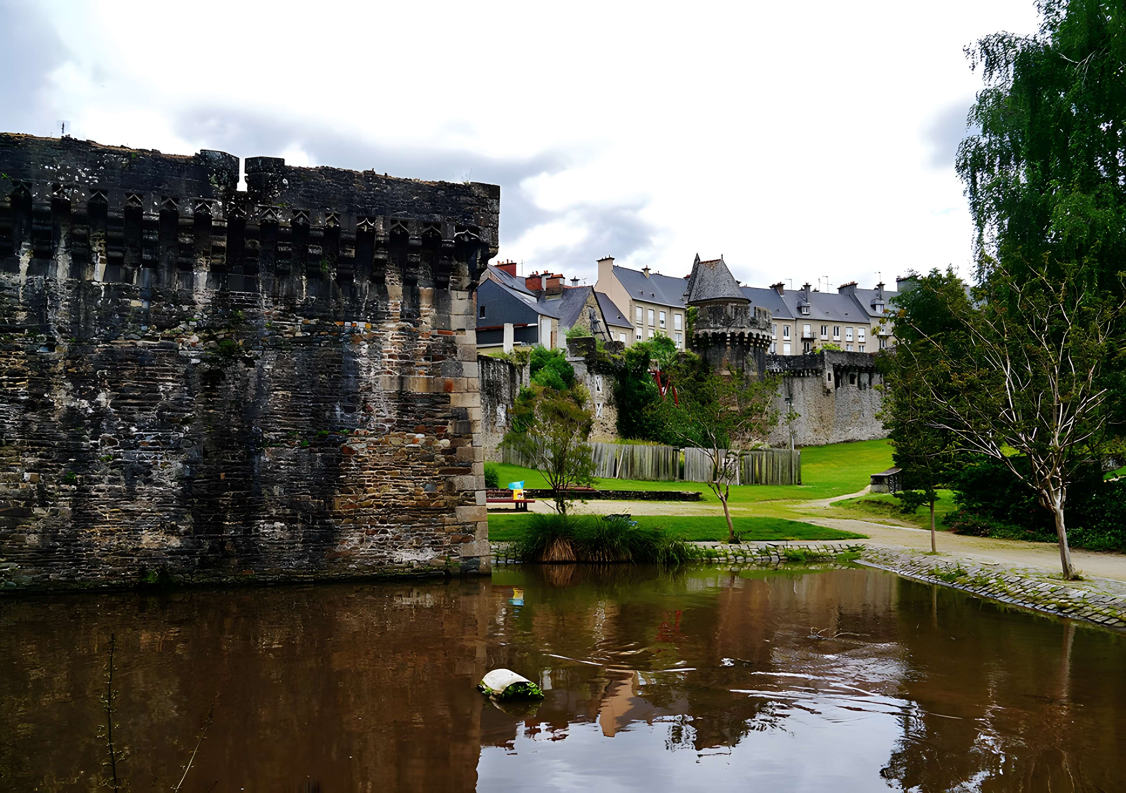 Porte Notre-Dame de Fougères