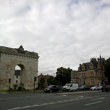 Porte Sainte-Croix de Châlons-en-Champagne