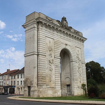 Porte Sainte-Croix de Châlons-en-Champagne