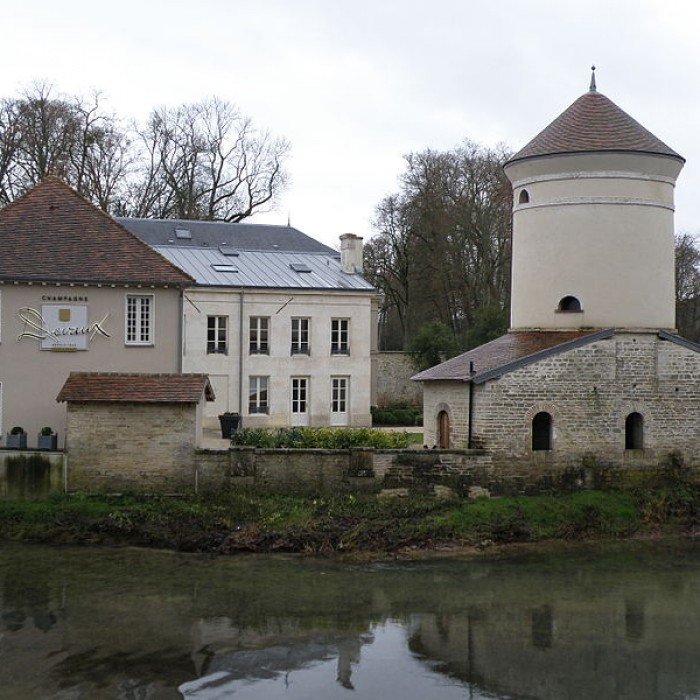 Photo de Château de Villeneuve à Bar-sur-Seine