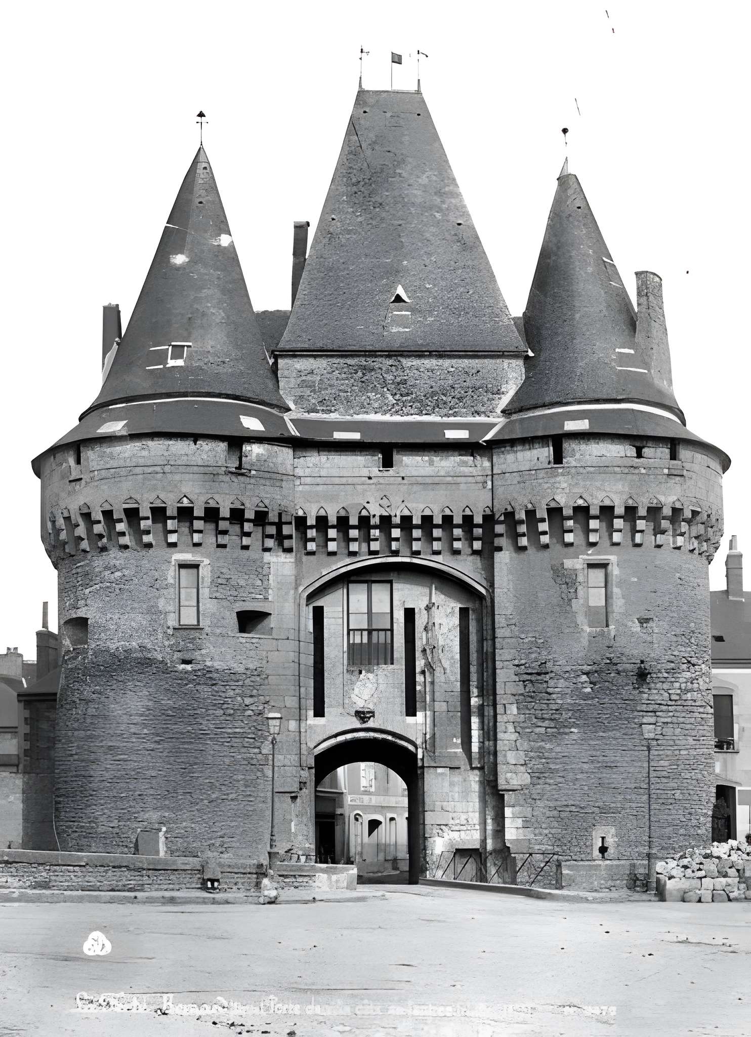 Porte Saint-Julien de La Ferté-Bernard