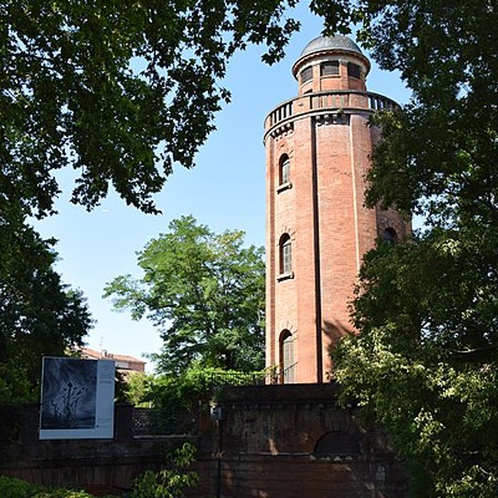 Photo de Château deau et station de pompage