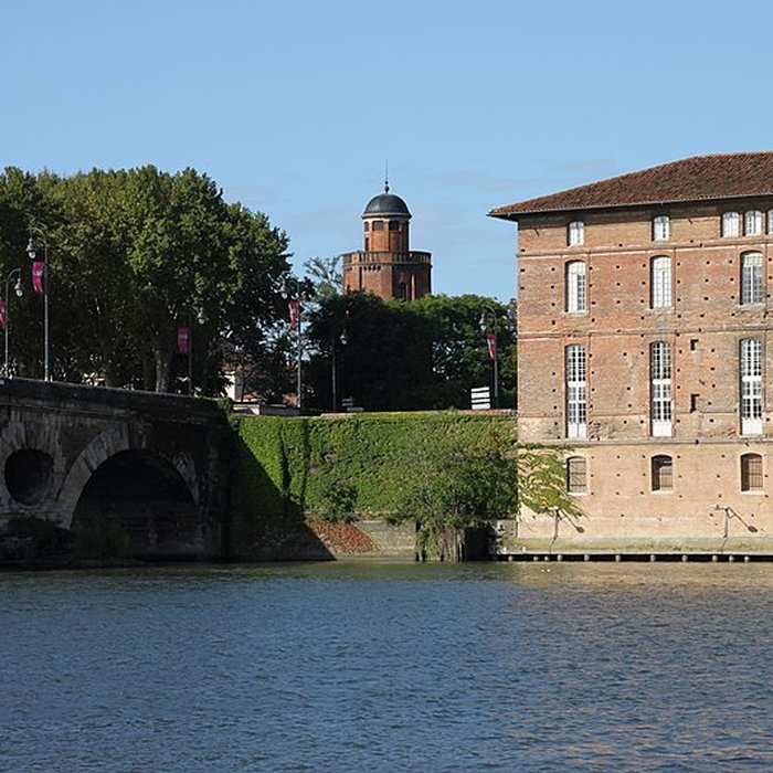 Photo de Château deau et station de pompage