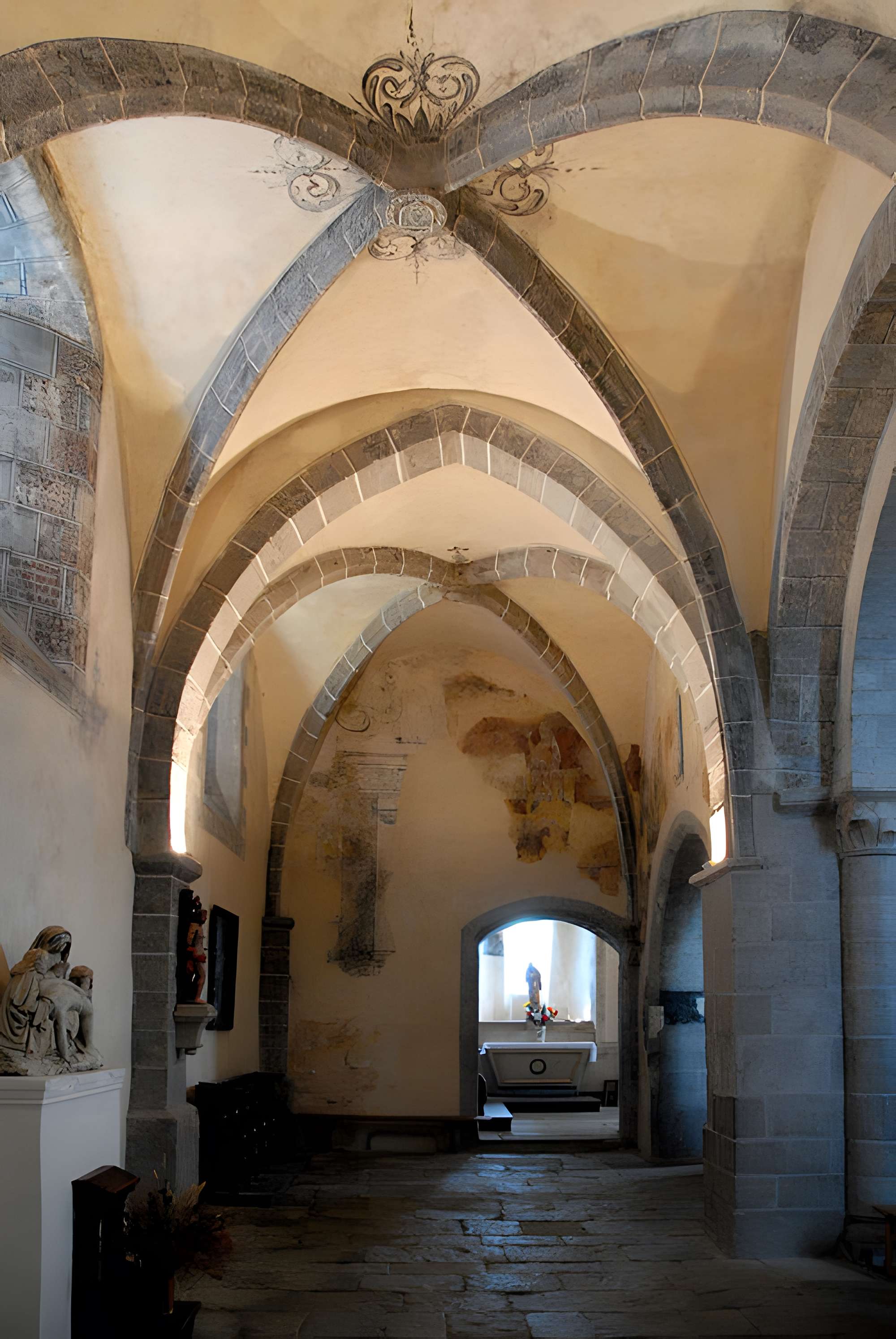 Abbaye Saint-André de Lavaudieu