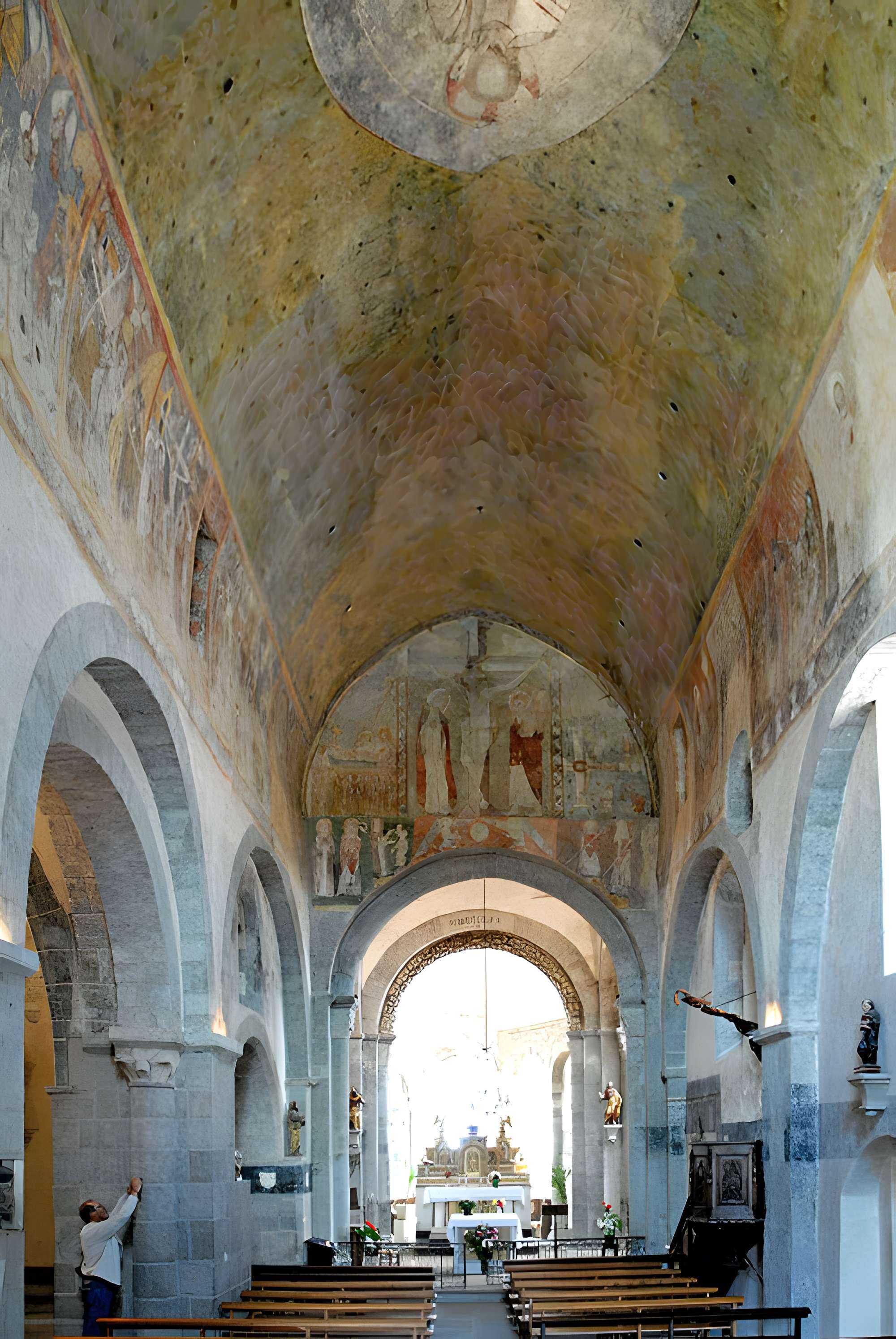 Abbaye Saint-André de Lavaudieu