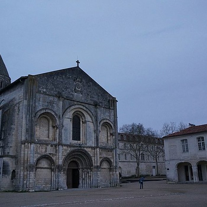 Photo de Abbaye aux dames de Saintes