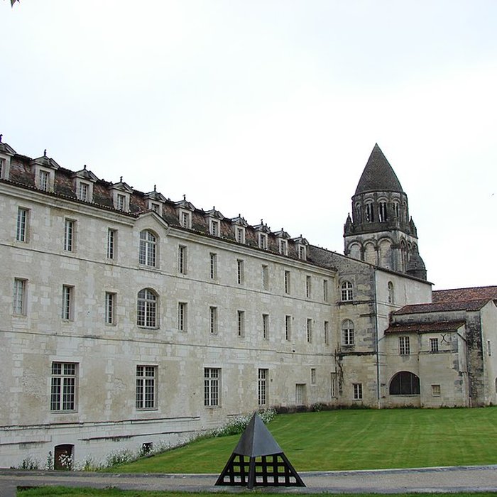 Photo de Abbaye aux dames de Saintes
