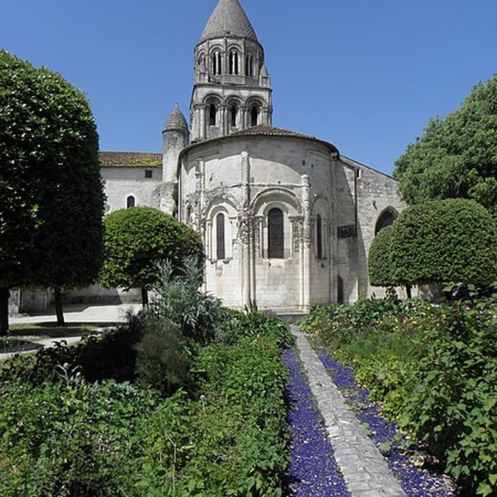 Photo de Abbaye aux dames de Saintes