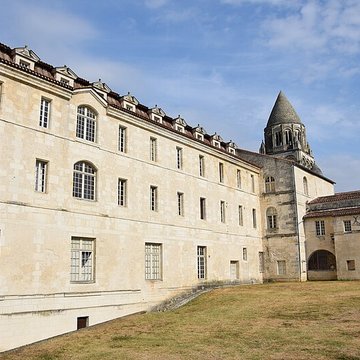 Abbaye aux dames de Saintes