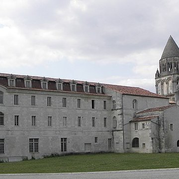Abbaye aux dames de Saintes