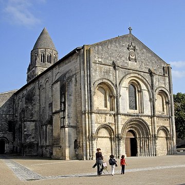 Abbaye aux dames de Saintes