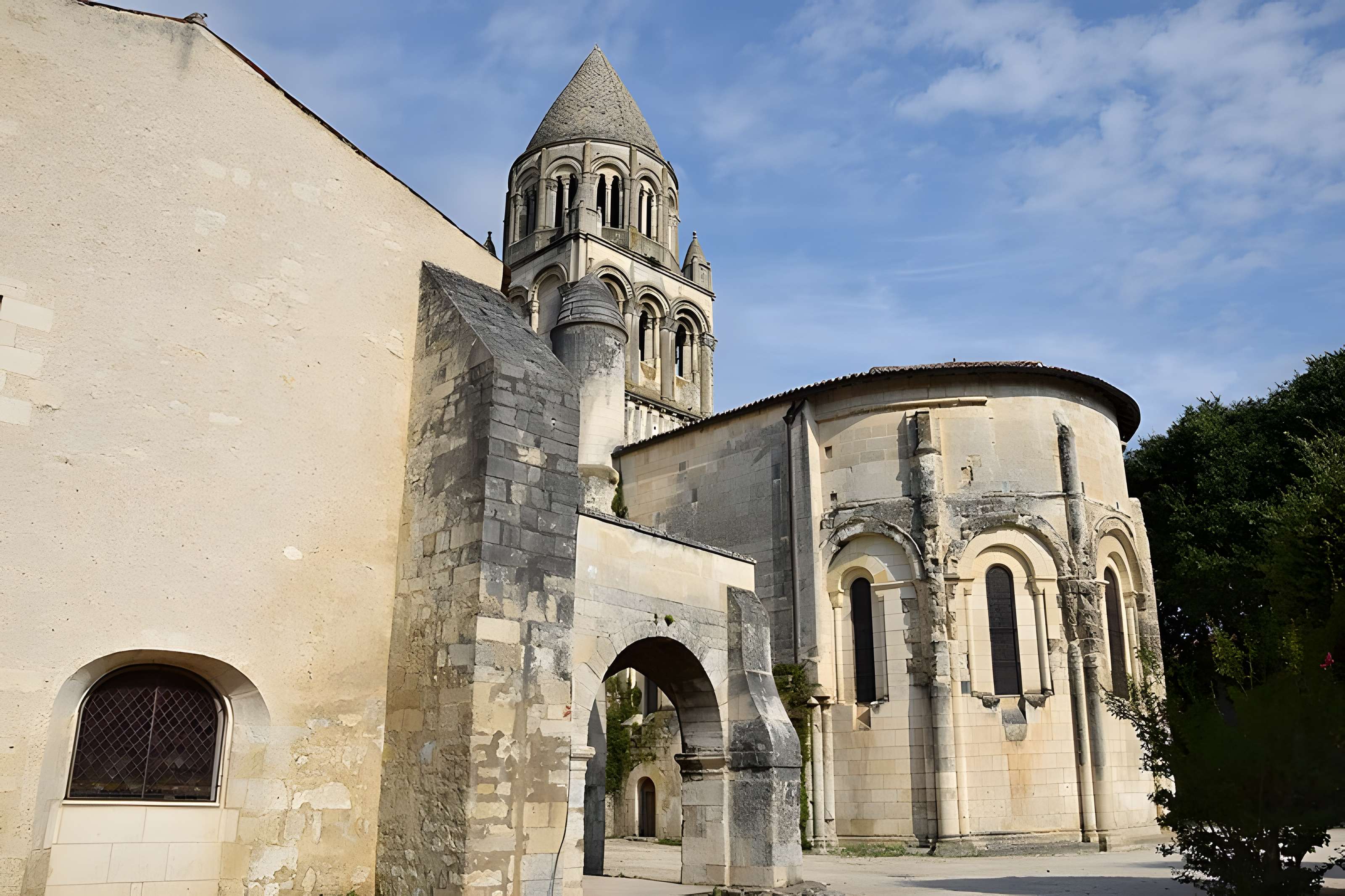 Abbaye aux dames de Saintes