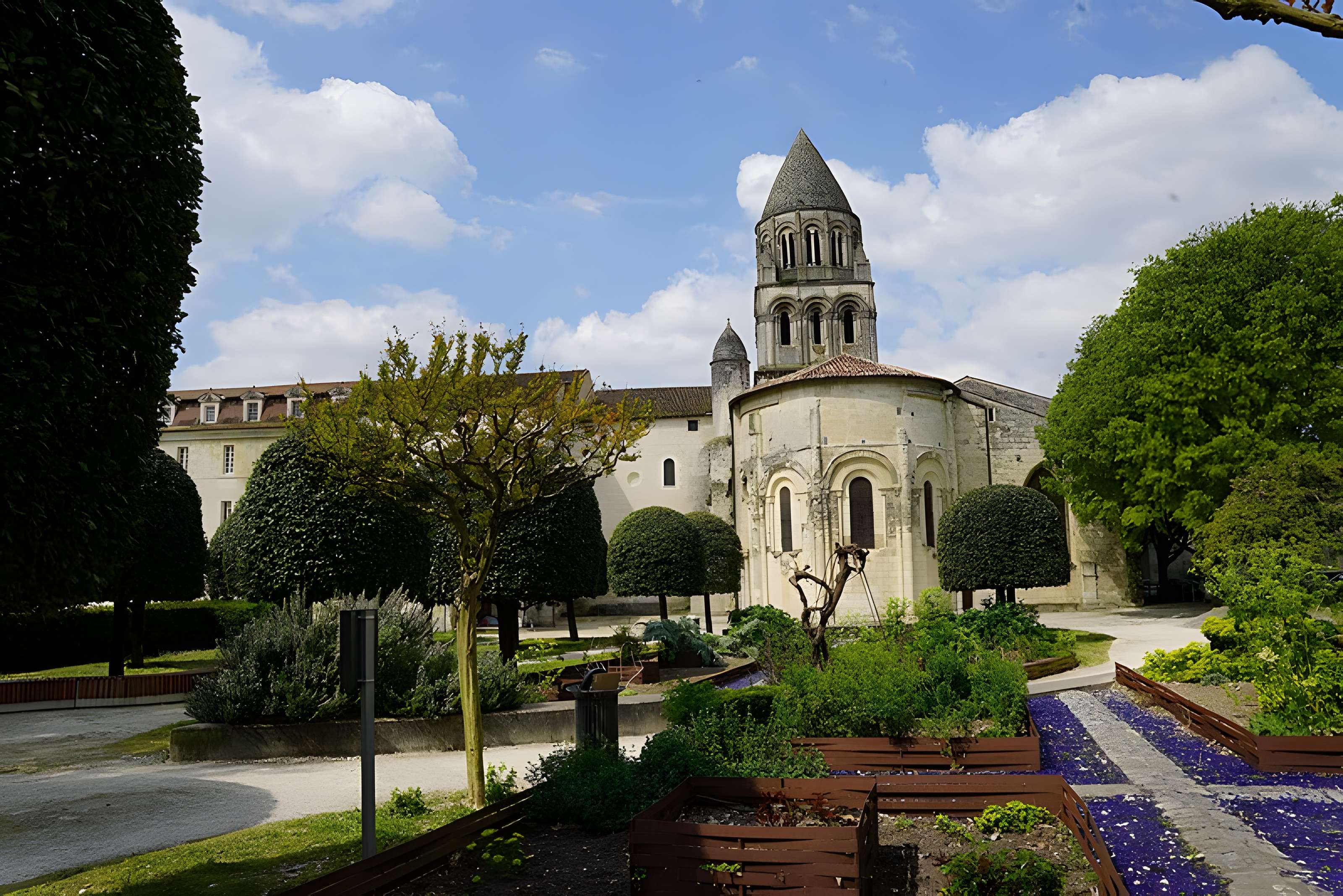Abbaye aux dames de Saintes
