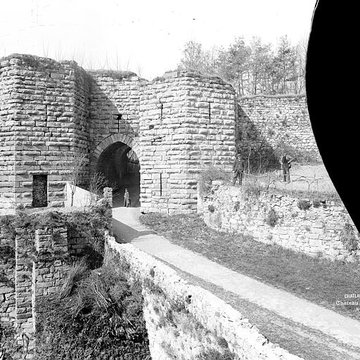 Porte Saint-Pierre de Château-Thierry