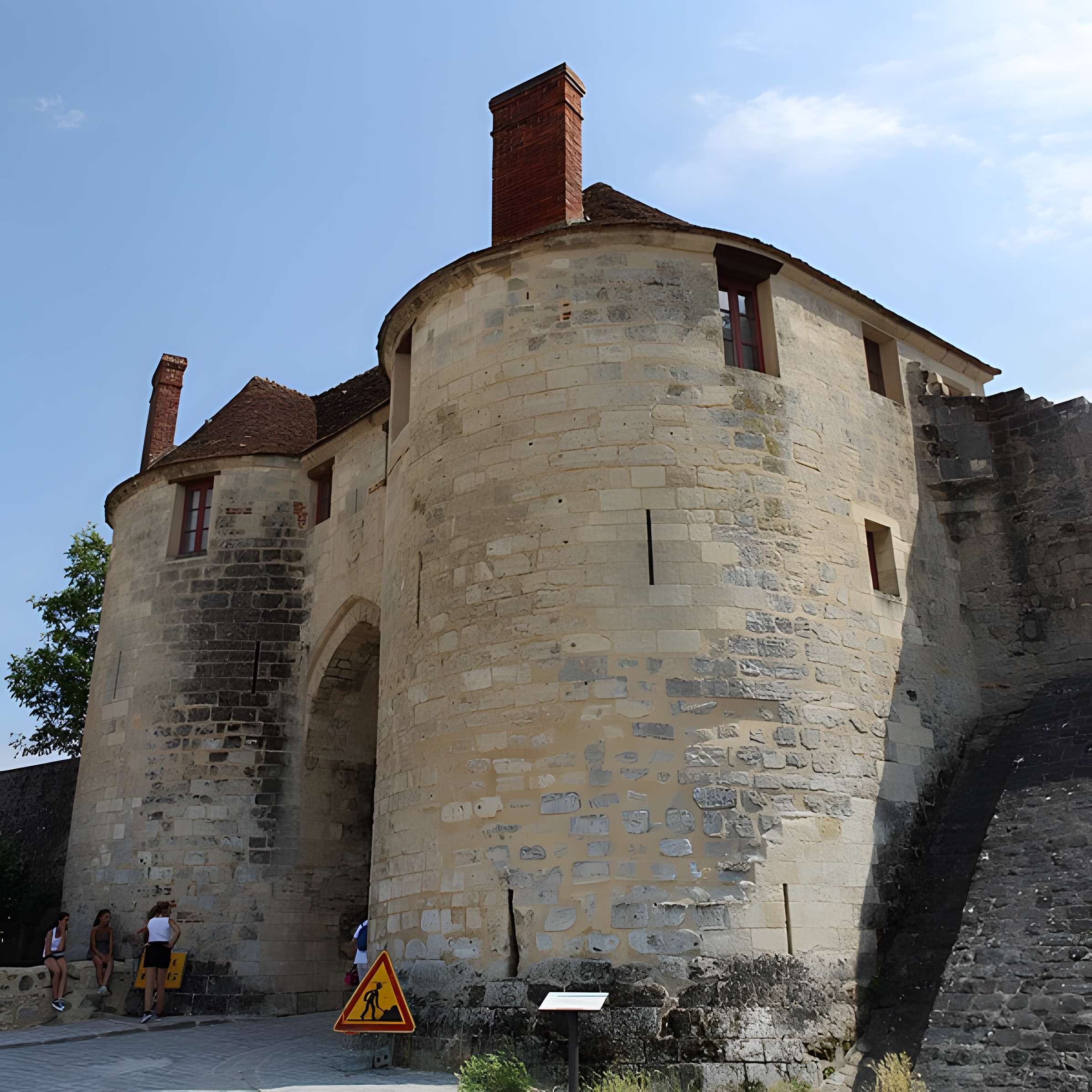 Porte Saint-Pierre de Château-Thierry