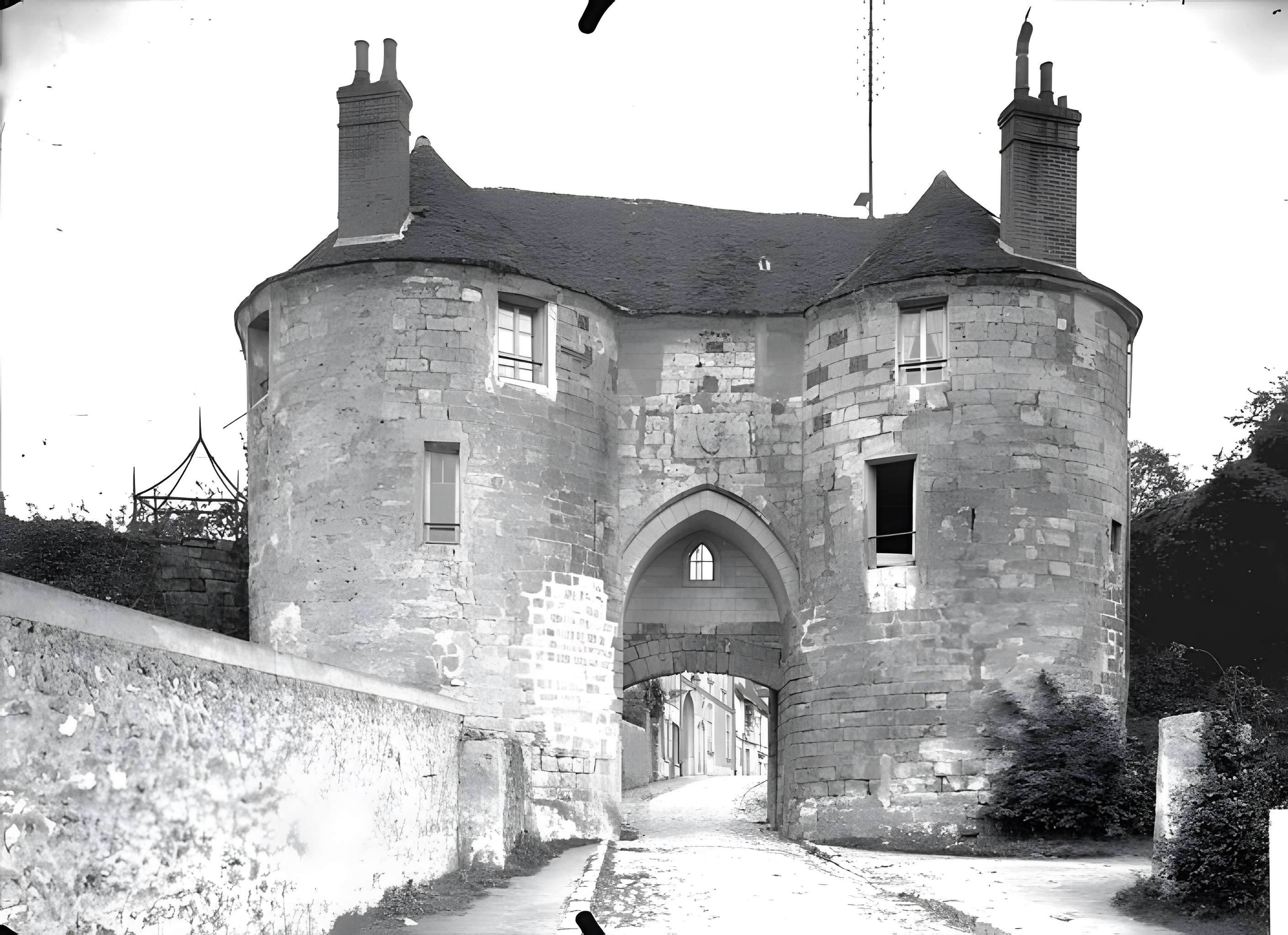 Porte Saint-Pierre de Château-Thierry