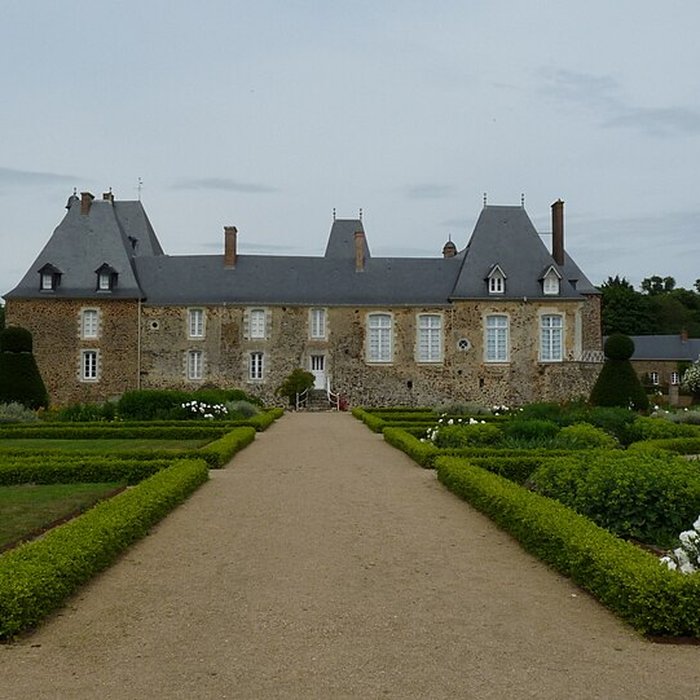 Photo de Château des Arcis également sur commune de Le Buret