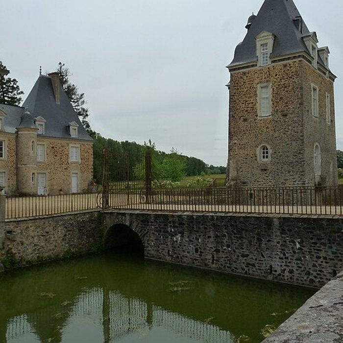 Photo de Château des Arcis également sur commune de Le Buret