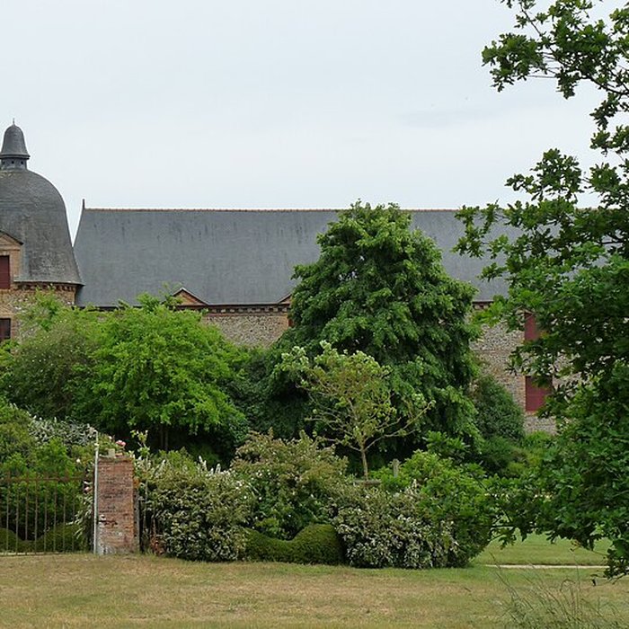 Photo de Château des Arcis également sur commune de Le Buret