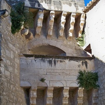 Porte Villeneuve de Pernes-les-Fontaines