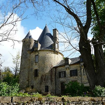 Château des Charreaux à Saint-Médard-dExcideuil