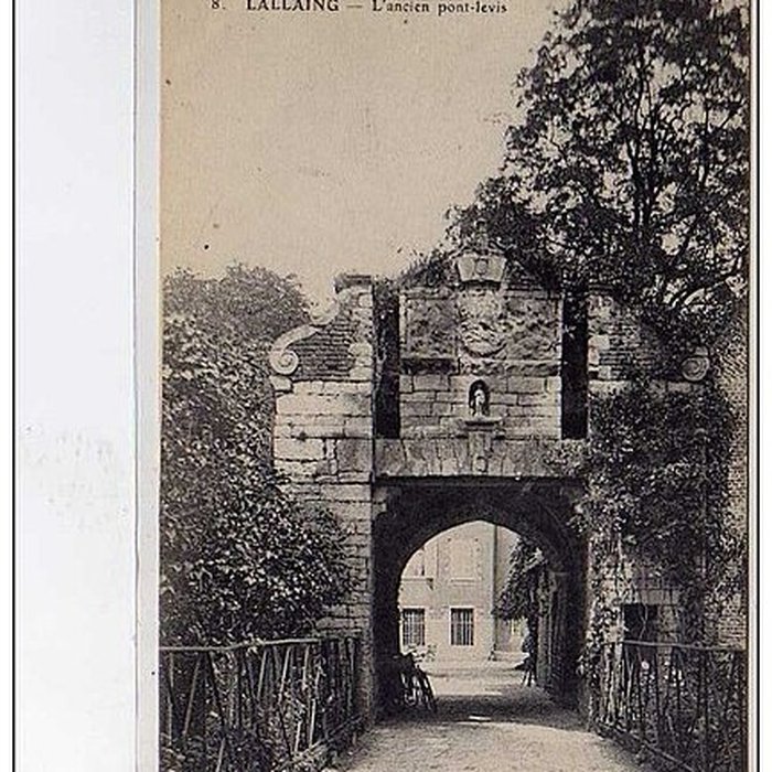 Photo de Château des comtes de Lallaing