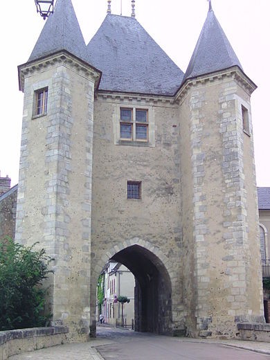 Photo de Portes de Sens et de Joigny de Villeneuve-sur-Yonne
