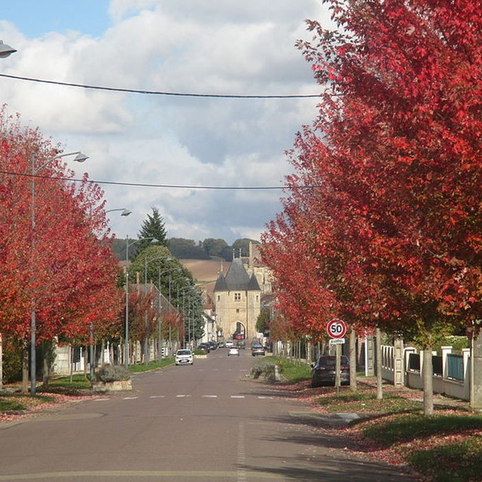 Photo de Portes de Sens et de Joigny de Villeneuve-sur-Yonne