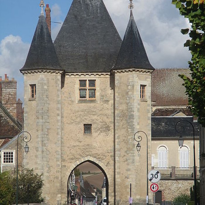 Photo de Portes de Sens et de Joigny de Villeneuve-sur-Yonne