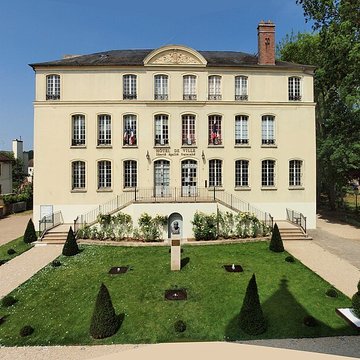 Portes de Sens et de Joigny de Villeneuve-sur-Yonne
