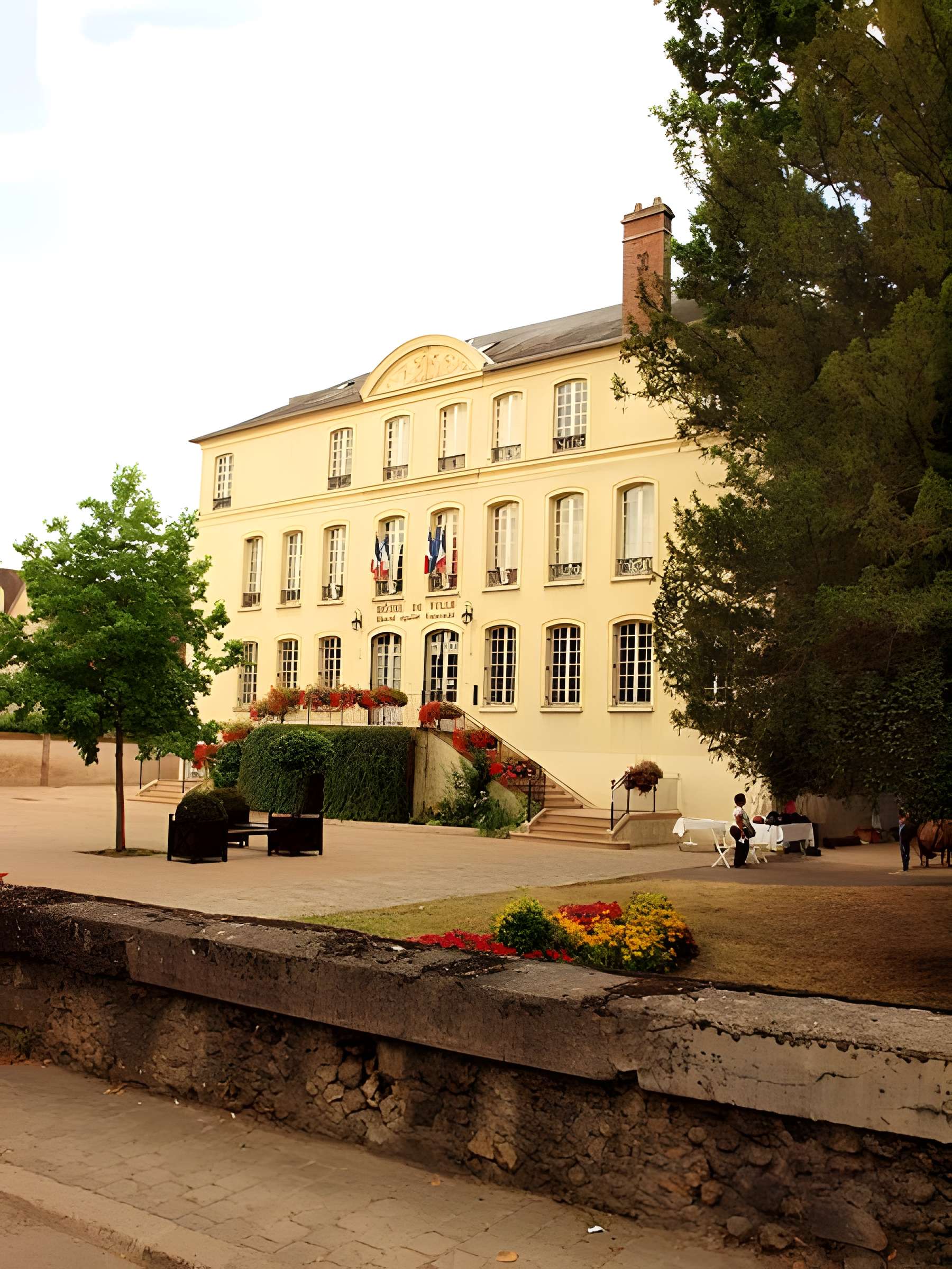 Portes de Sens et de Joigny de Villeneuve-sur-Yonne