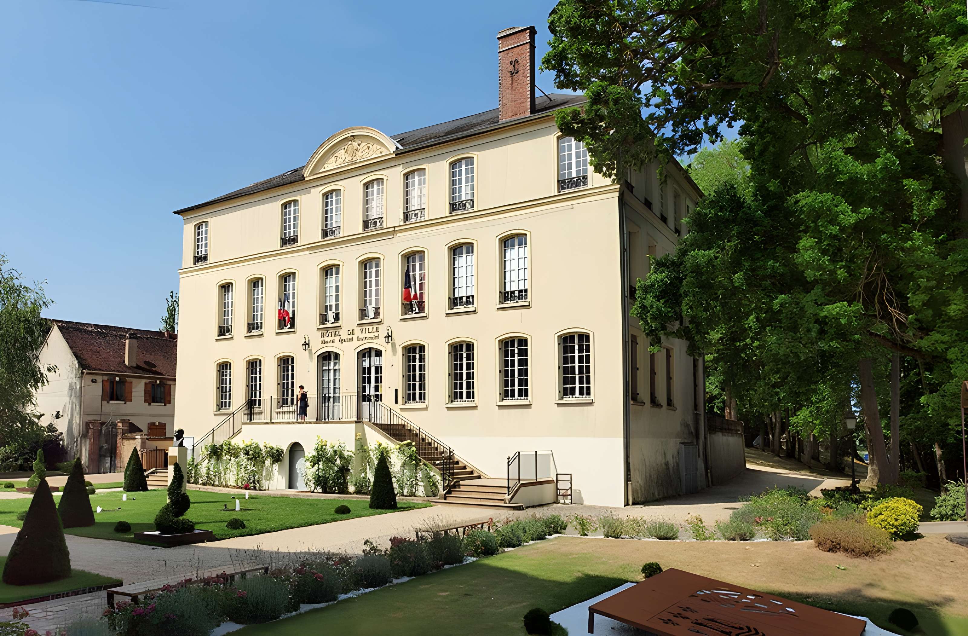 Portes de Sens et de Joigny de Villeneuve-sur-Yonne