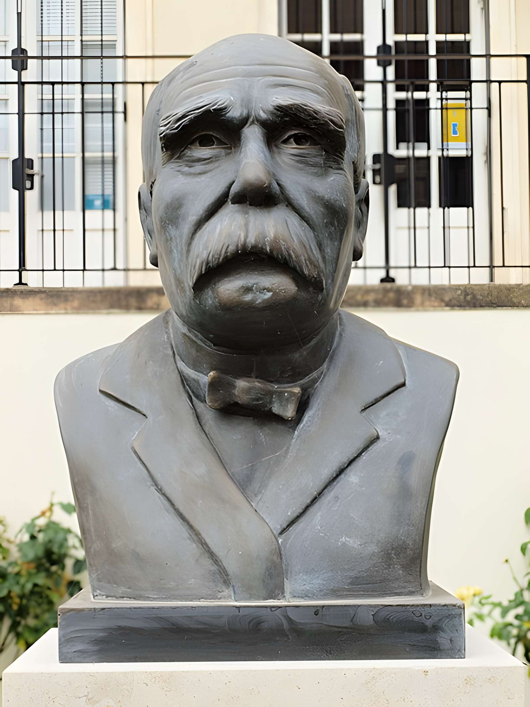 Portes de Sens et de Joigny de Villeneuve-sur-Yonne