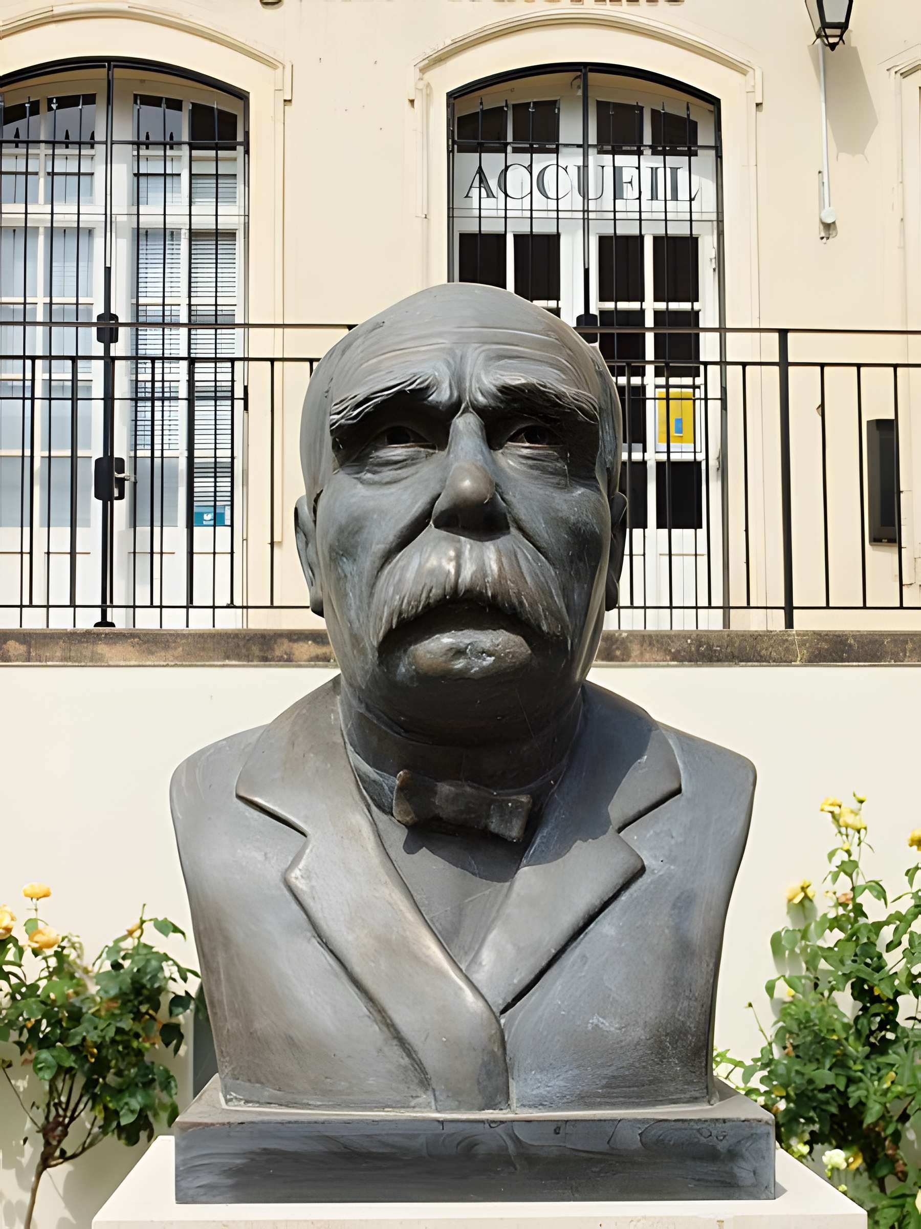 Portes de Sens et de Joigny de Villeneuve-sur-Yonne